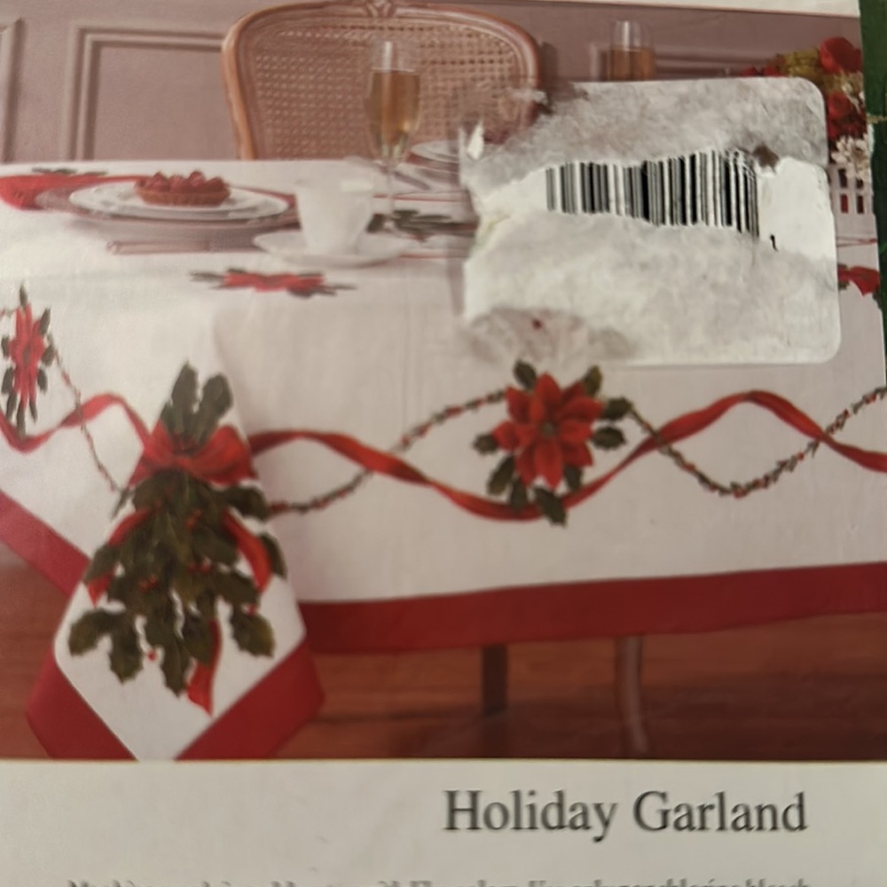 NWT BARDWIL SEASONS TABLECLOTH